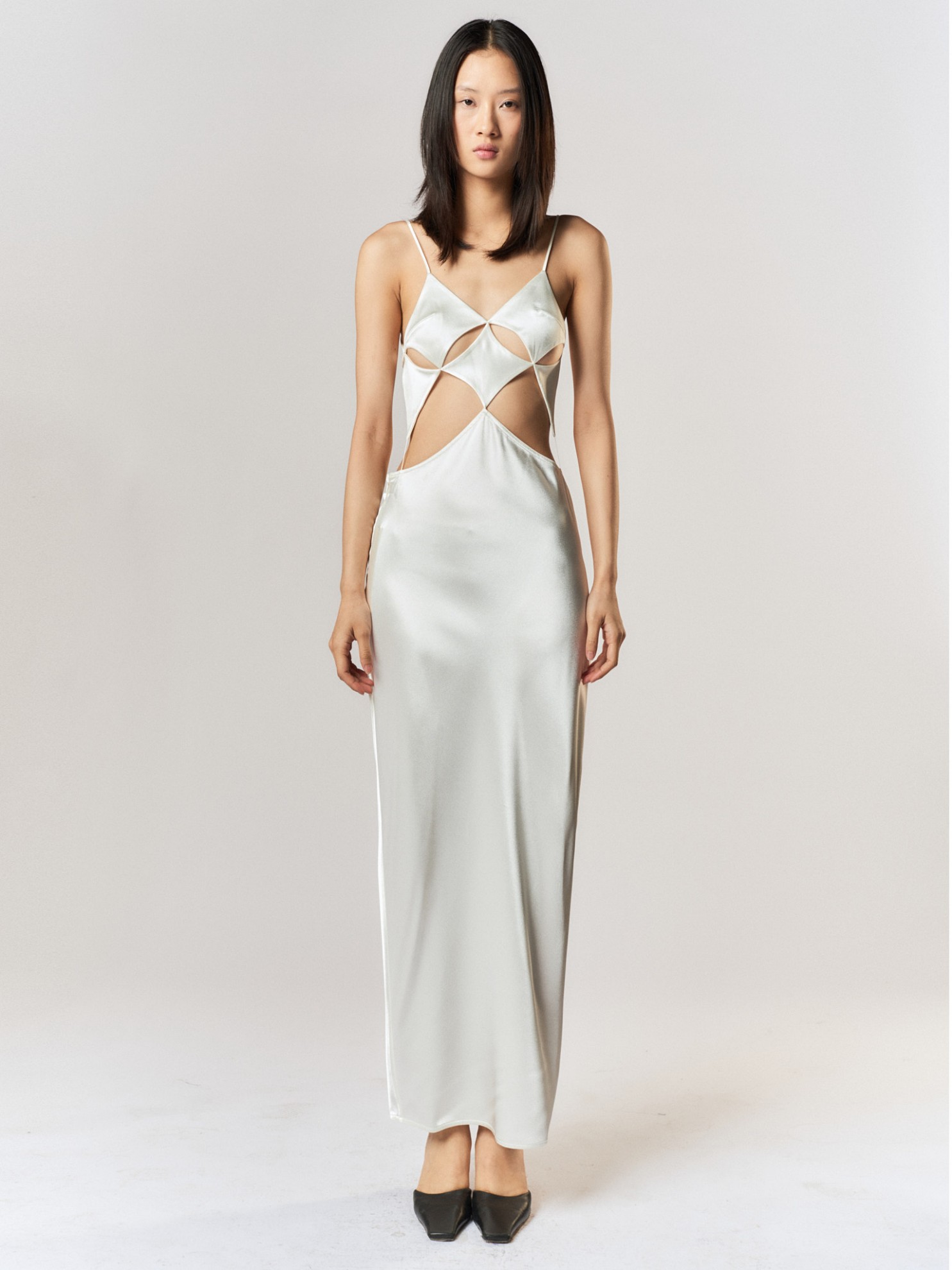 Picture of 'ATHENEE" DIAMOND CUT LONG DRESS IN WHITE