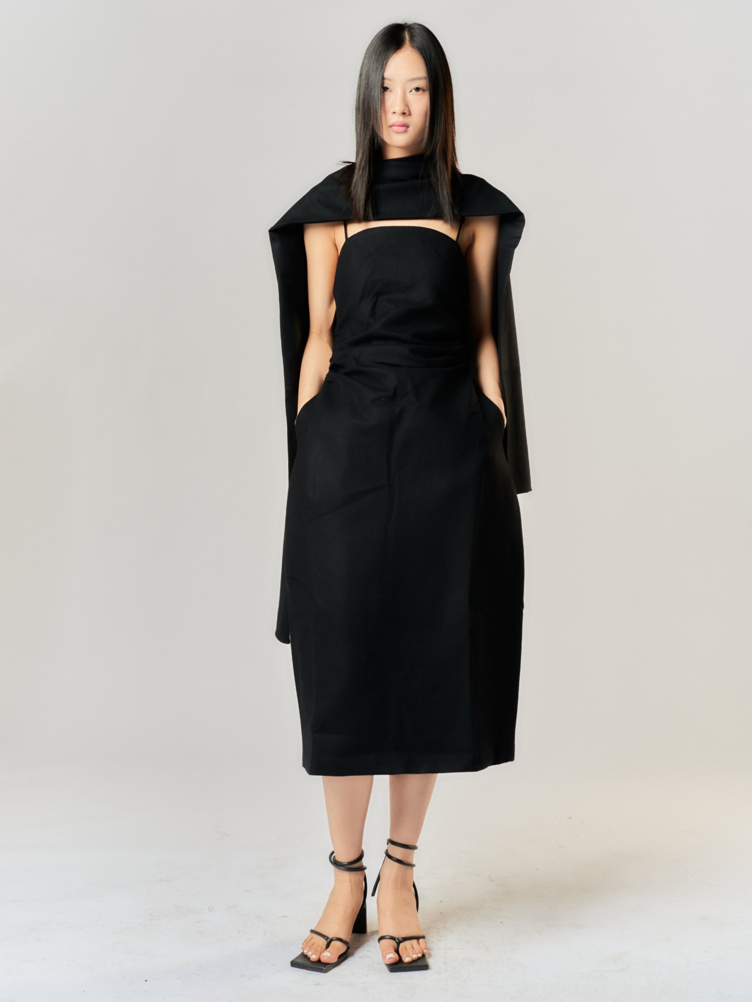 Picture of Cocoon Dress with Scarf in Black 