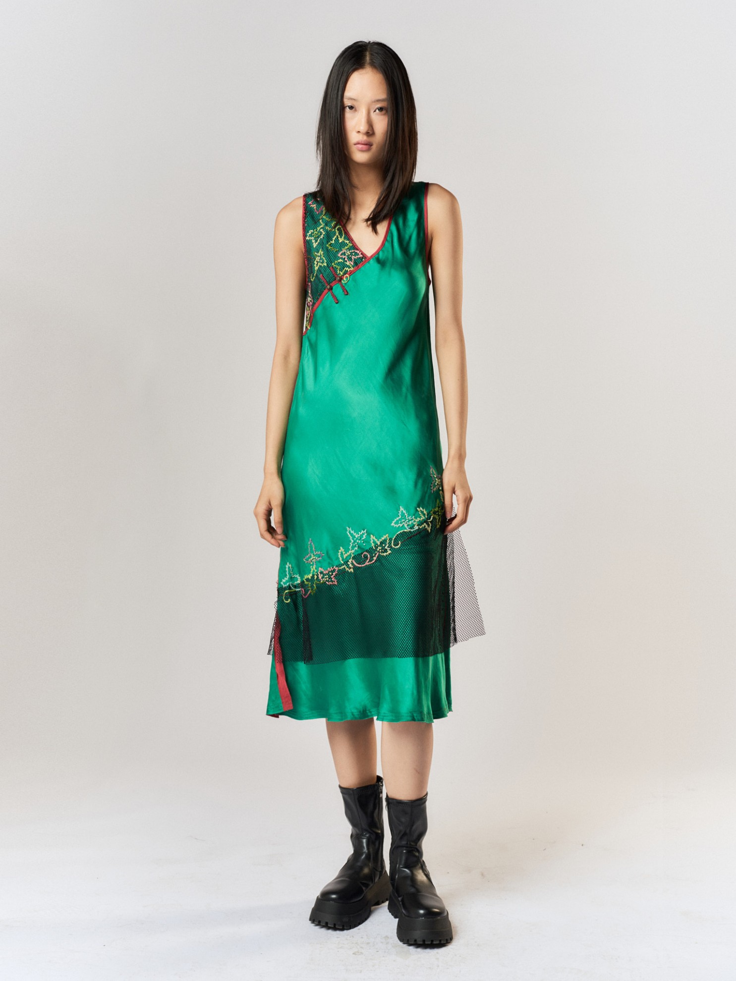 Picture of NHO DRESS in EMERALD